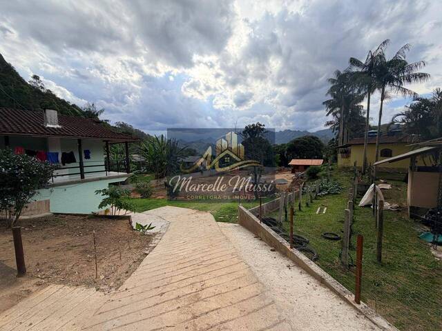 Casa para Venda em Nova Friburgo - 3