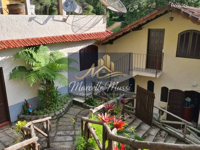#CA44 - Casa para Venda em Nova Friburgo - RJ