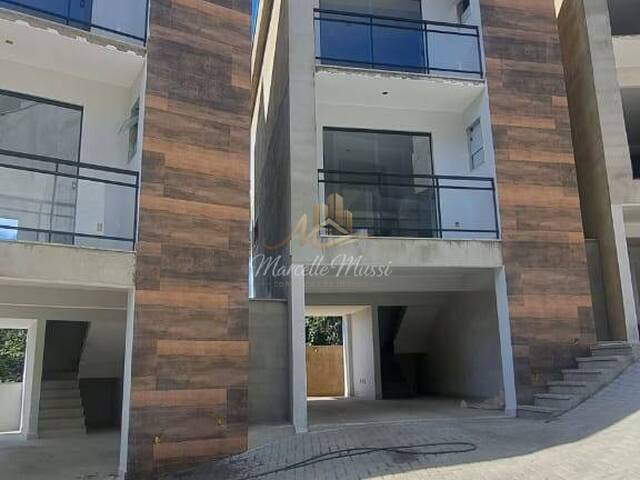 Casa para Venda em Nova Friburgo - 3